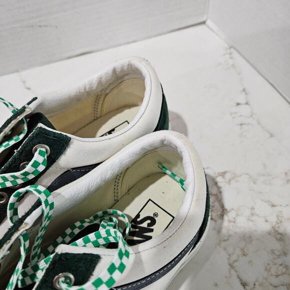 NWT Old School Vans Size 8 Men's, Size 9.5 Women's - Picture 6 of 9